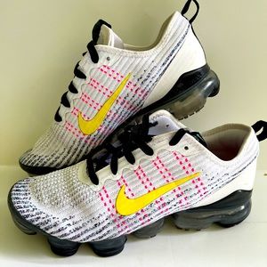 Nike Air Vapor Max Flyknit 3 Dynamic Yellow Sz 7Y